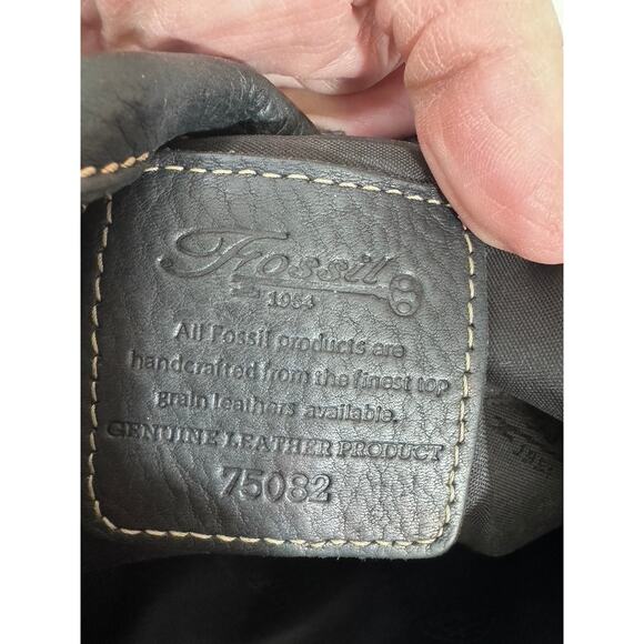 "FOSSIL" Black Leather Crossbody Zippers Adjustable Strap Goth Y2K Academia - Picture 5 of 6